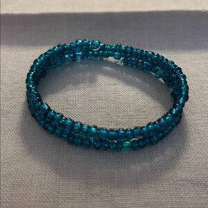 Elegant Teal Beaded Bracelet